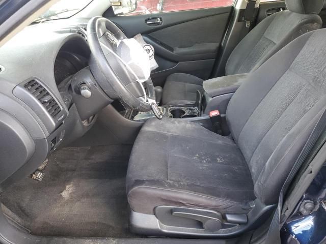 2010 Nissan Altima Base