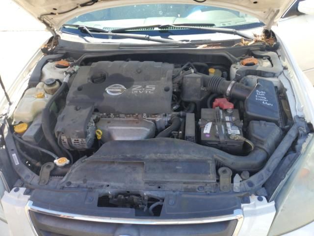 2003 Nissan Altima Base