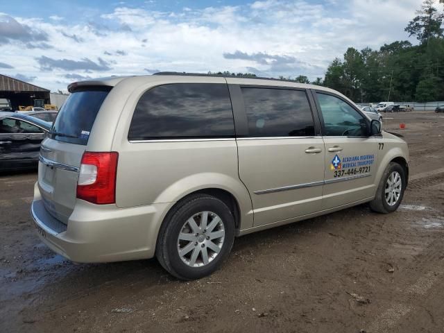 2014 Chrysler Town & Country Touring