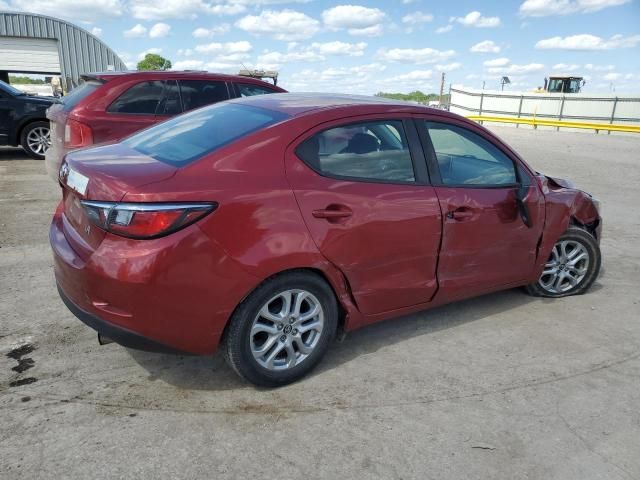 2017 Toyota Yaris IA