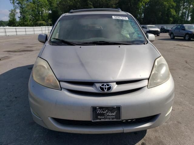 2008 Toyota Sienna XLE