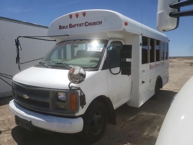 2001 Chevrolet Express Cutaway G3500