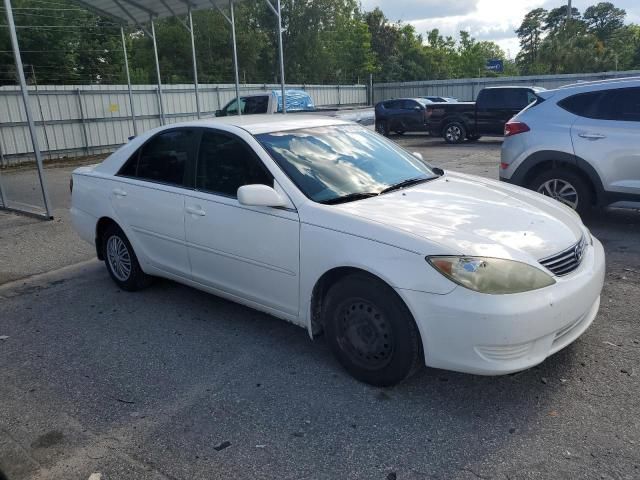 2005 Toyota Camry LE