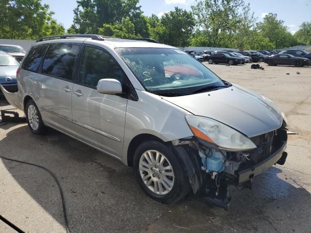 2008 Toyota Sienna XLE