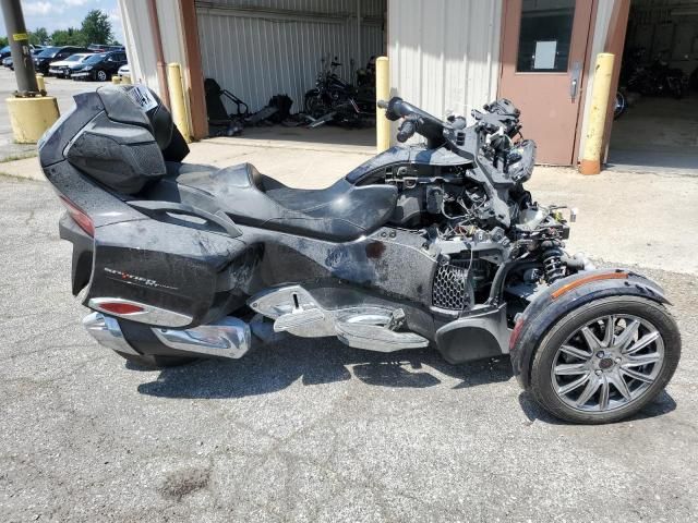 2014 Can-Am Spyder Roadster RT