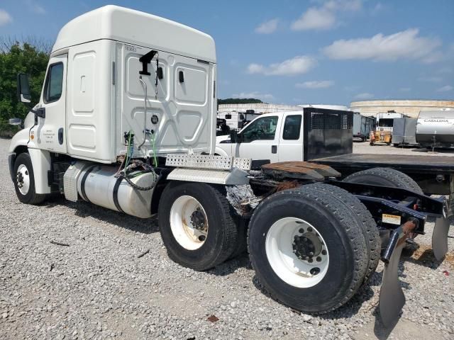 2019 Freightliner Cascadia 125