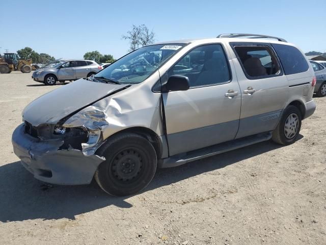 2001 Toyota Sienna LE