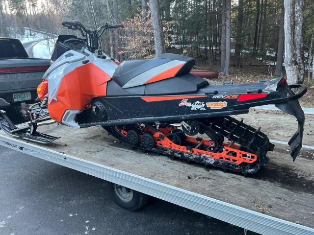 2015 Skidoo Renegade