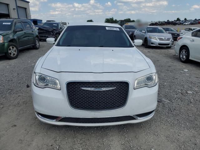 2015 Chrysler 300 Limited