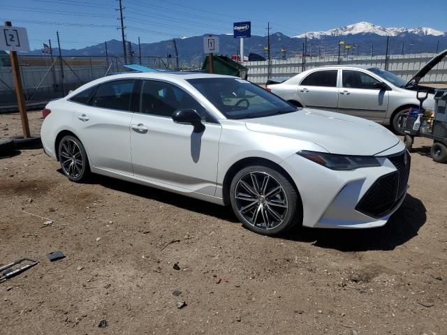 2019 Toyota Avalon XLE