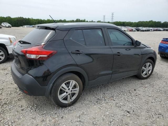 2019 Nissan Kicks S