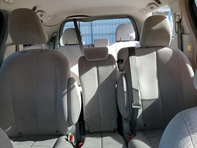 2012 Toyota Sienna LE