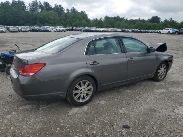 2005 Toyota Avalon XL