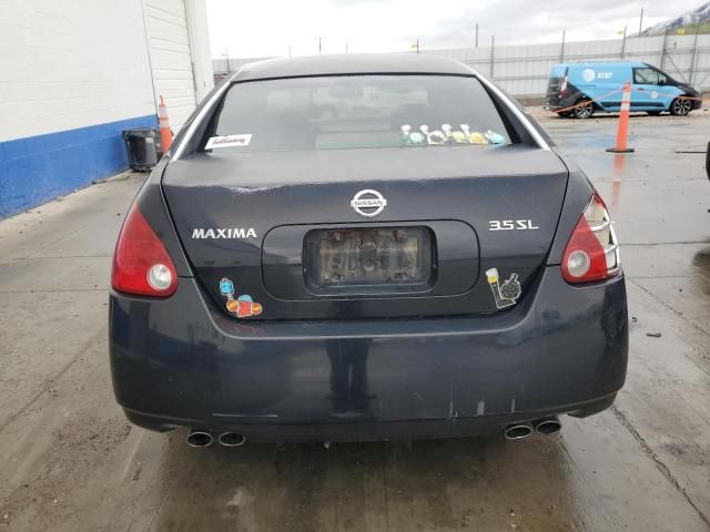 2004 Nissan Maxima SE