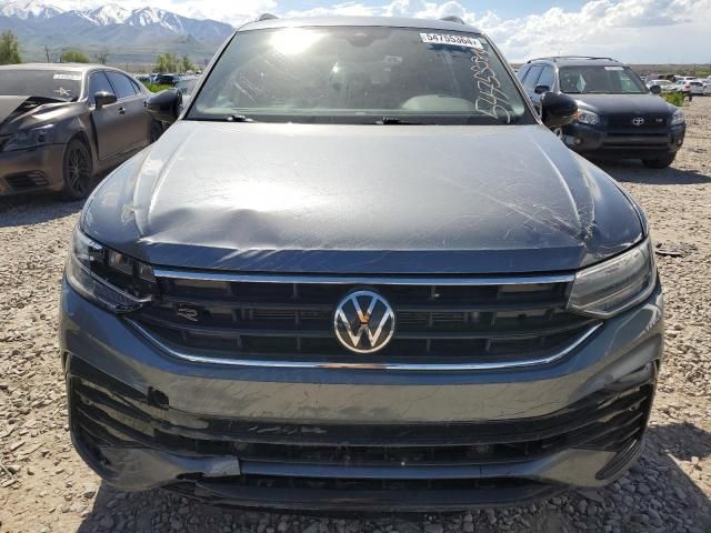 2022 Volkswagen Tiguan SE R-LINE Black