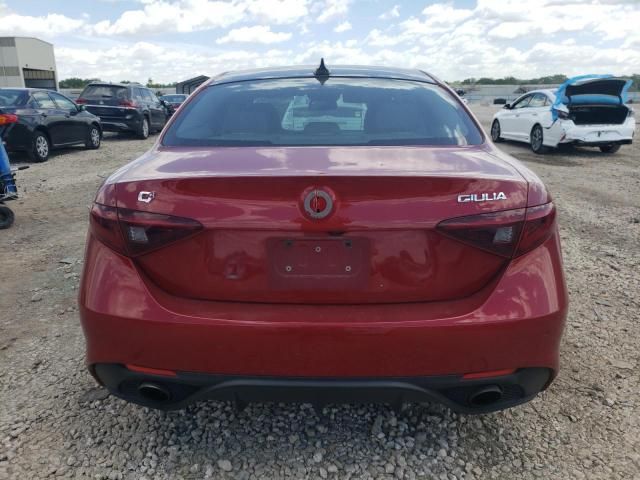 2018 Alfa Romeo Giulia TI Q4