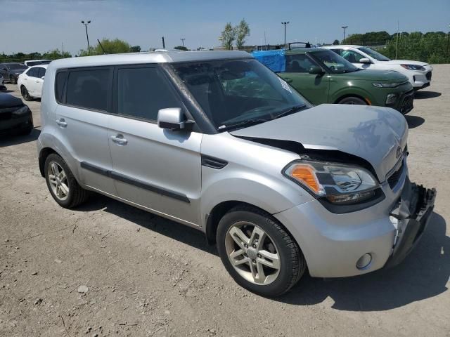 2011 KIA Soul +