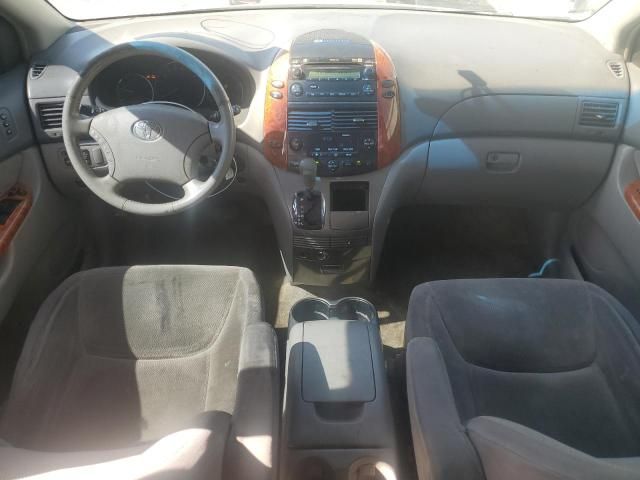 2006 Toyota Sienna XLE