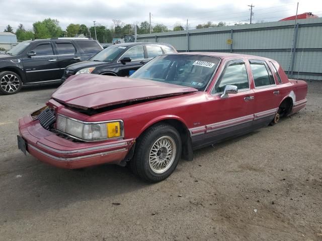 1994 Lincoln Town Car Signature