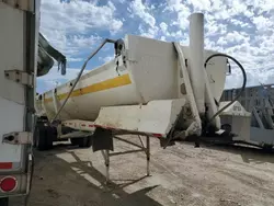 Salvage trucks for sale at Nampa, ID auction: 2002 Rance Trailer