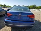 2016 Volkswagen Passat SE