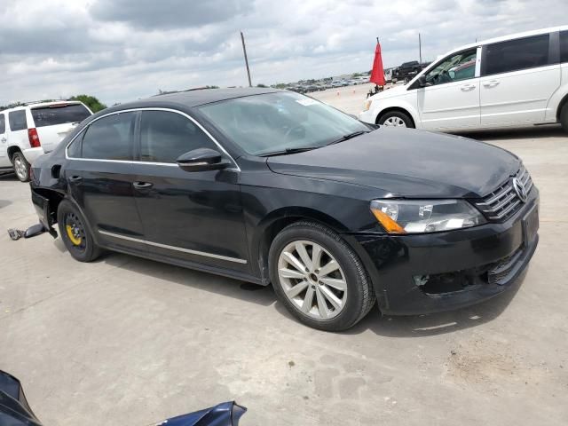 2012 Volkswagen Passat SEL