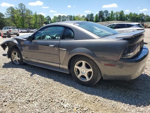 2004 Ford Mustang