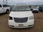 2010 Chrysler Town & Country LX