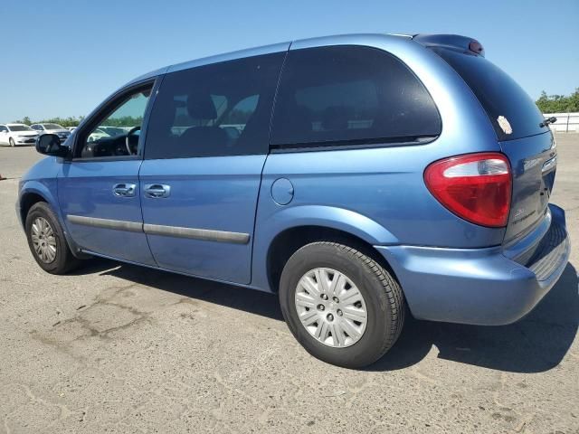 2007 Chrysler Town & Country LX