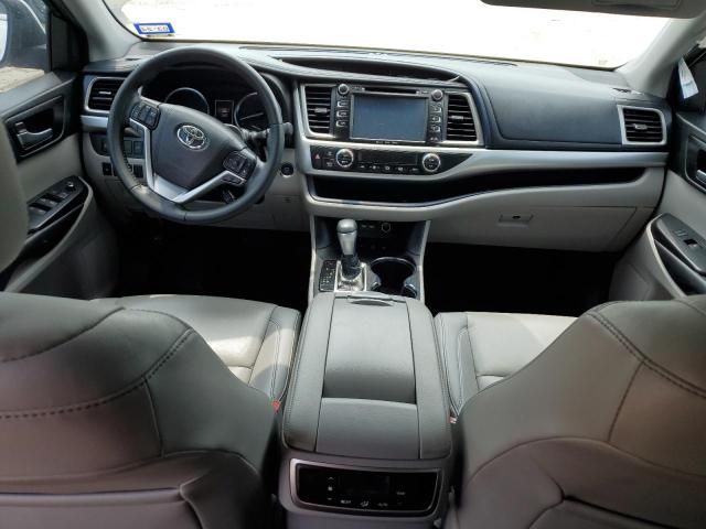 2019 Toyota Highlander SE