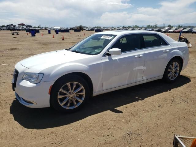 2017 Chrysler 300 Limited