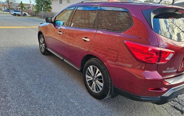 2017 Nissan Pathfinder S