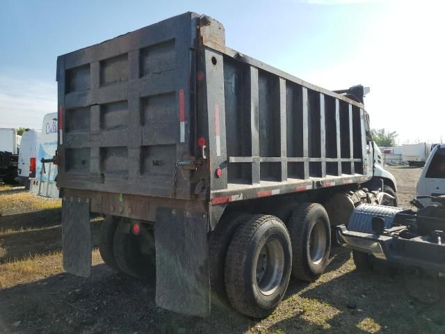 2007 Mack 600 CXN600