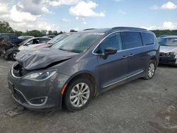 Salvage cars for sale at Cahokia Heights, IL auction: 2017 Chrysler Pacifica Touring L