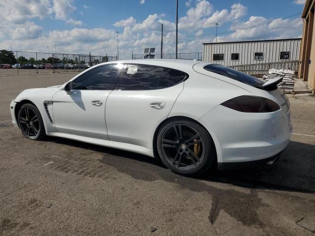 2013 Porsche Panamera 2