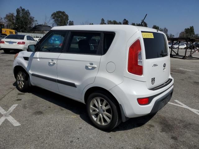 2013 KIA Soul +