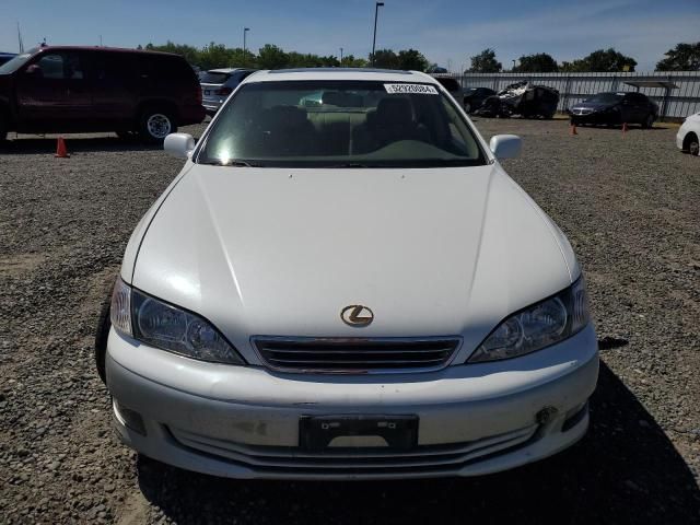 2000 Lexus ES 300