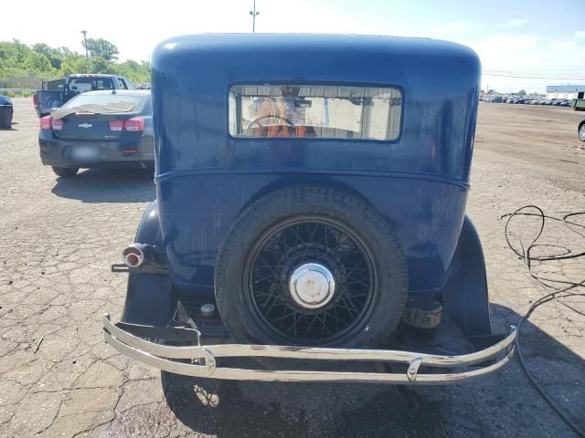 1931 Chrysler Sedan