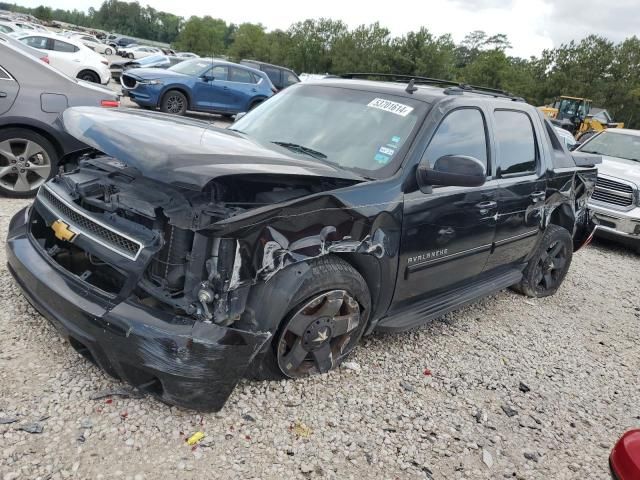 2012 Chevrolet Avalanche LS