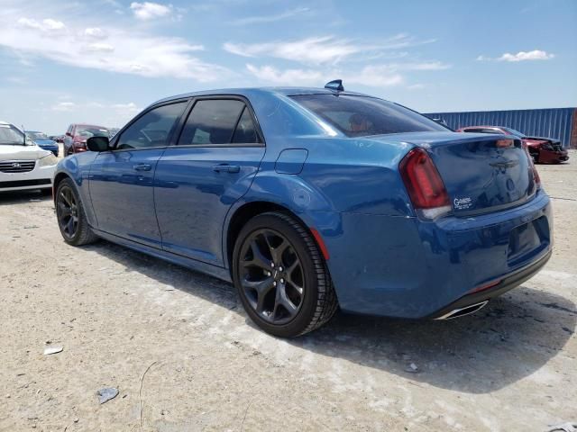 2022 Chrysler 300 Touring L