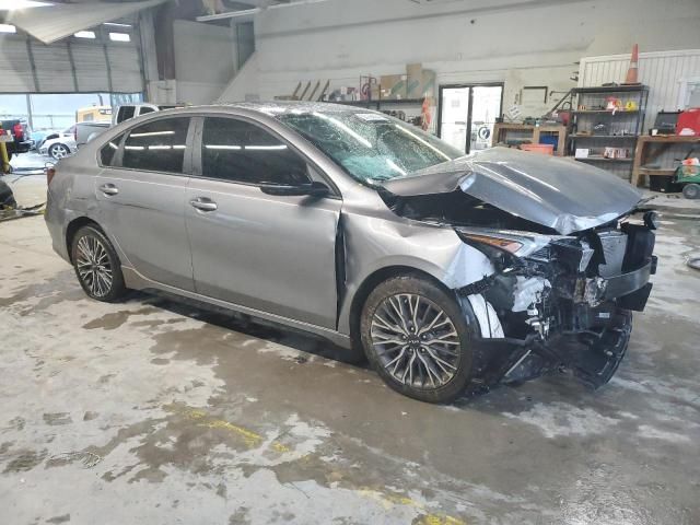 2023 KIA Forte GT Line