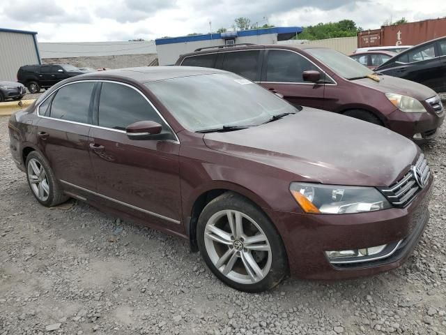 2013 Volkswagen Passat SEL