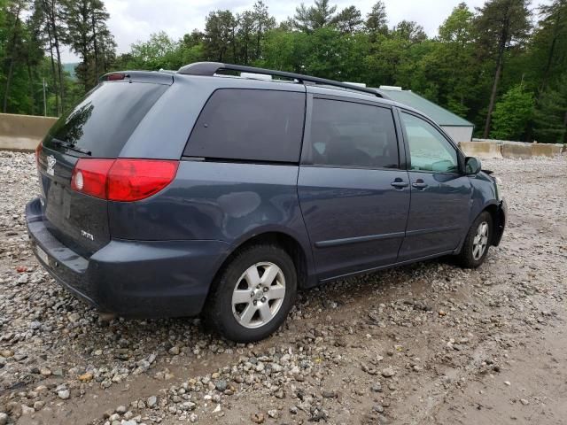 2009 Toyota Sienna XLE