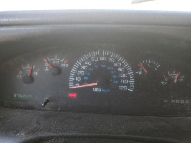 2000 Dodge RAM Van B1500