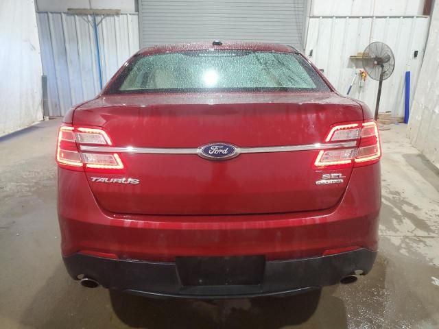 2015 Ford Taurus SEL