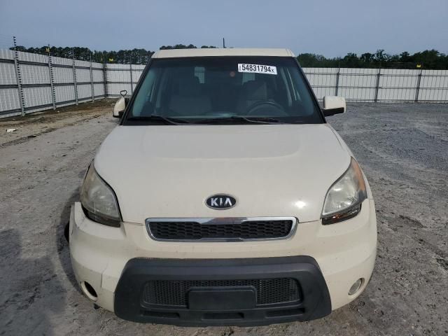 2010 KIA Soul +