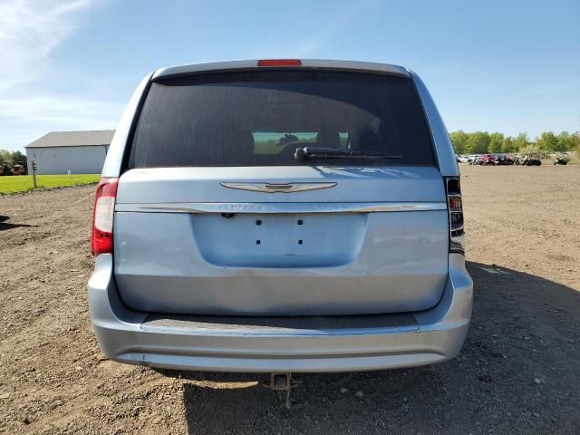 2013 Chrysler Town & Country Touring