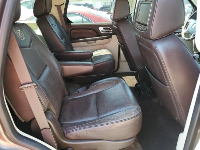 2013 Cadillac Escalade Platinum