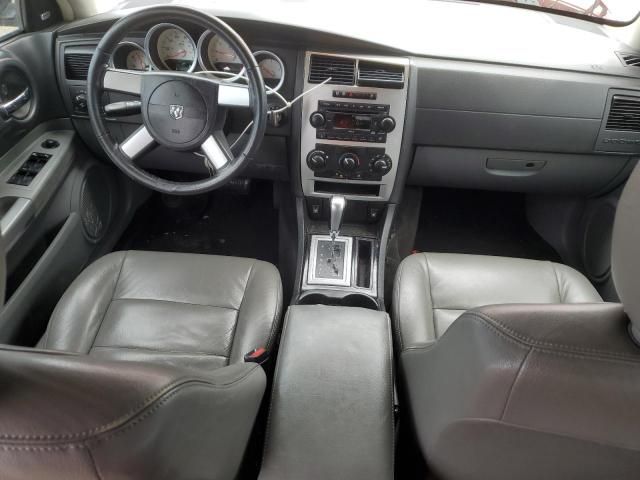 2005 Dodge Magnum SXT