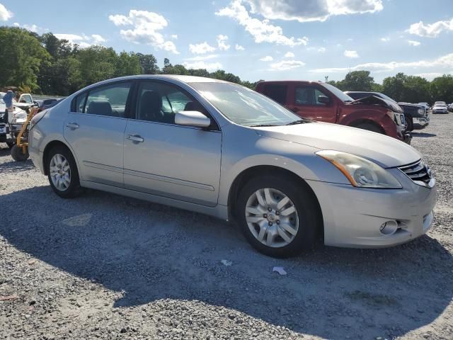 2010 Nissan Altima Base